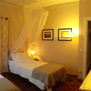 Teapot House Bed & Breakfast