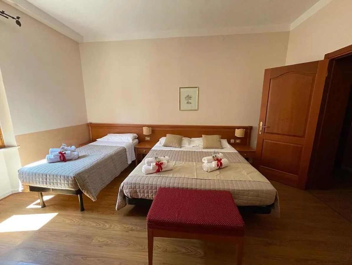 Hotel La Terrazza Dei Ciliegi Santa Maria Degli Angeli  Gasthof