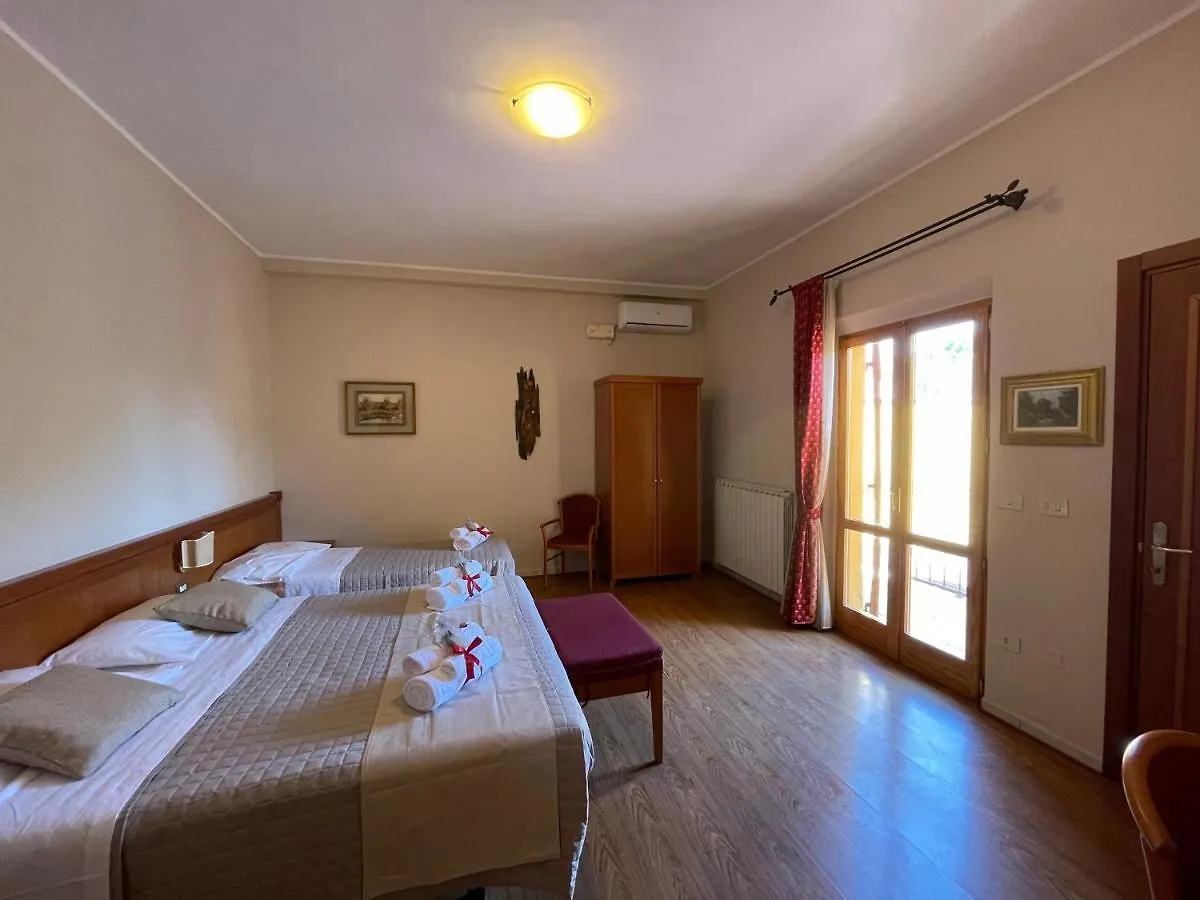 Hotel La Terrazza Dei Ciliegi Santa Maria Degli Angeli
